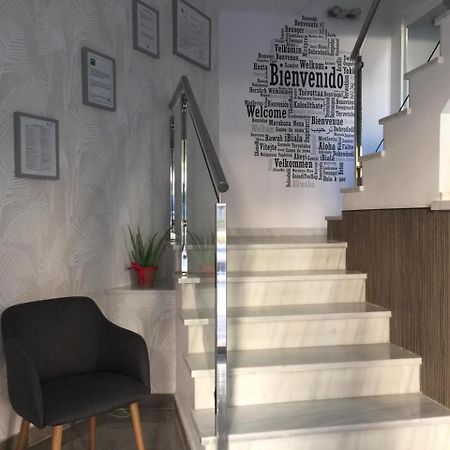 Hostal Maribel Almeria Luaran gambar