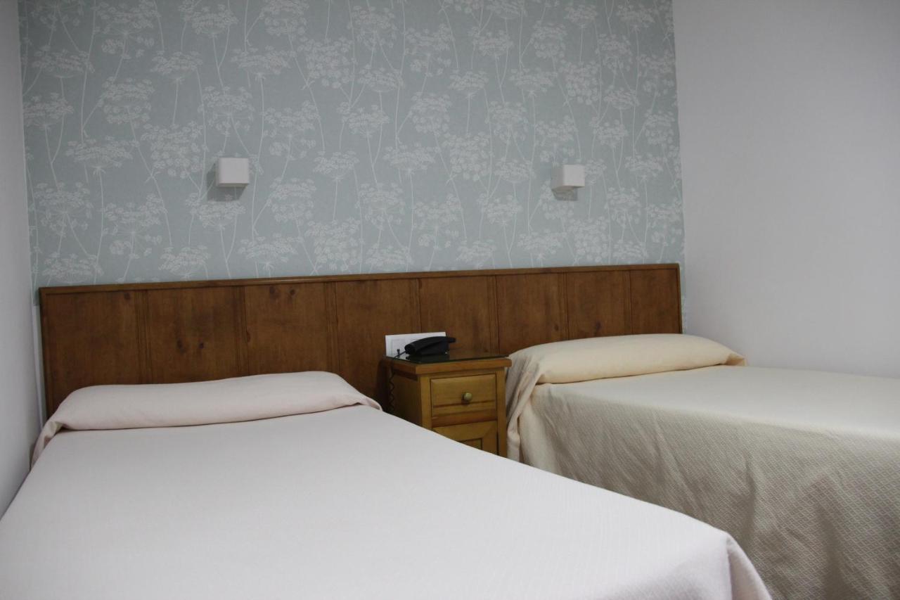 Hostal Maribel Almeria Luaran gambar